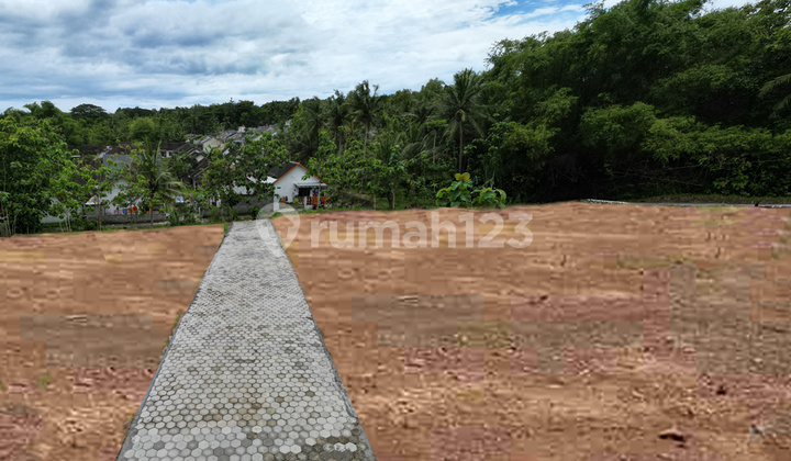 Kulonprogo, tepi jalan Wates. 3 Km Stasiun Wates, Siap bangun Kulonprogo, tepi jalan Wates. 3 Km Stasiun Wates, Siap bangun