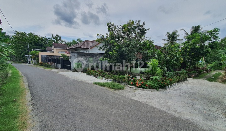 Affordable Land in Gamping, 7 Minutes to PKU Muhammadiyah Hospital, Certified Plot Certificate, Ready for Deed of Sale. Affordable Land in Gamping, 7 Minutes to PKU Muhammadiyah Hospital, Certified Plot Certificate, Ready for Deed of Sale.