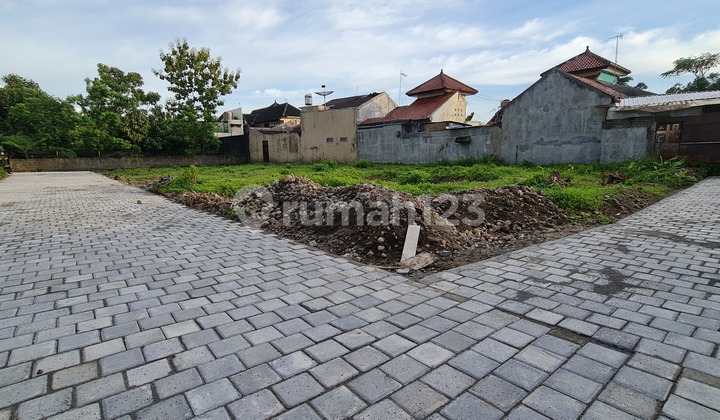 Tanah SHM Sleman, Yogyakarta. Dekat kampus UGM, dan Monumen Jogja kembali Jl. Palagan Tanah SHM Sleman, Yogyakarta. Dekat kampus UGM, dan Monumen Jogja kembali Jl. Palagan