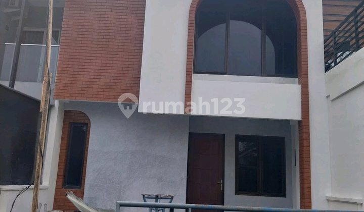 2-Story House in Puspa Raya Park, Citraland Surabaya