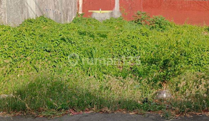 Strategic Land Location For House In Wiyung