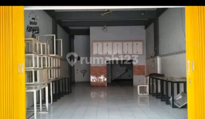 Ruko Strategis Disewakan Citraland Surabaya 2.5 Lantai