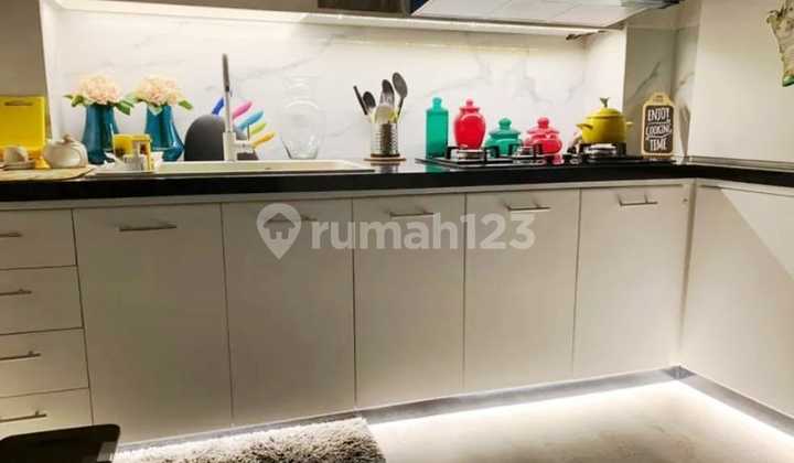 Dijual Murah Rumah Mewah Full Furnish di Sektor 6 - Bintaro 2