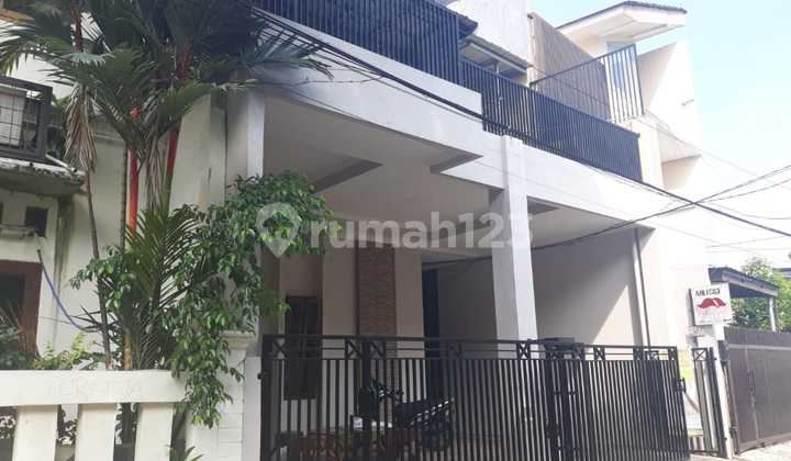 Rumah 2 Lantai Siap Huni di Cilandak SHM, Harga Nego Rumah 2 Lantai Siap Huni di Cilandak SHM, Harga Nego