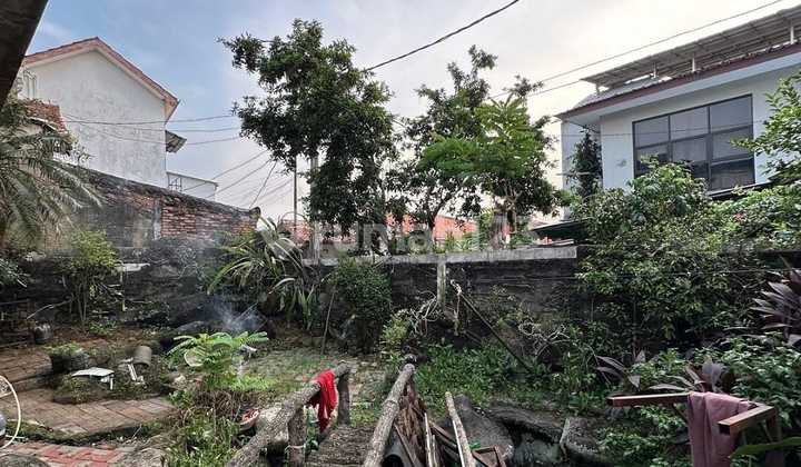 Jual Cepat Rumah Tua SHM – Tanah Luas 420 m² Harga Nego 2