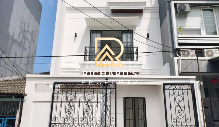 New House in Muara Karang, Size 6x15, North Facing