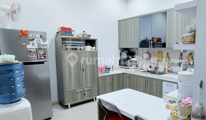 Rumah Bagus Rapih Sunter Agung 7X17 Hadap Timur 2