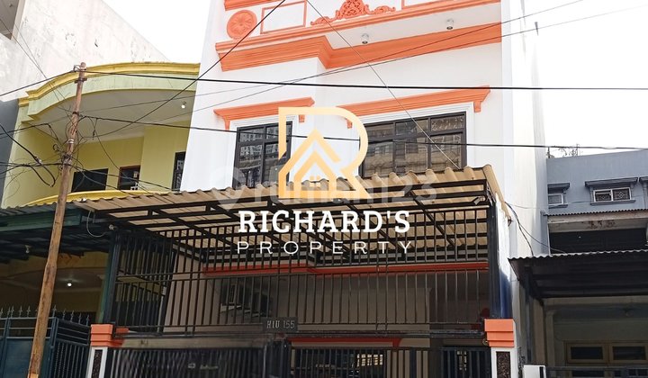 Neat Good House Muara Karang 6X17 Facing North