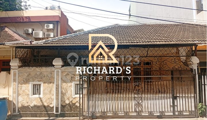 Rumah Rapih Muara Karang 8X15 Hadap Selatan