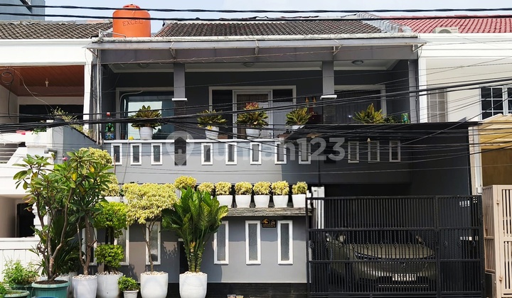 Rumah Rapih Muara Karang Blok 8 Jalan Lebar
