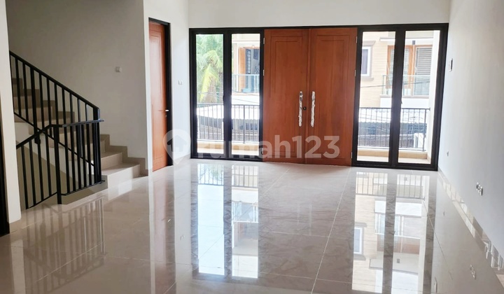 Rumah Baru Muara Karang View Taman Hadap Utara Rumah Baru Muara Karang View Taman Hadap Utara