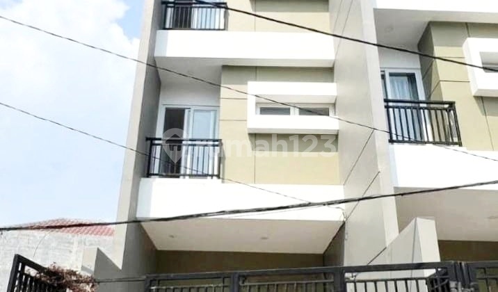 Rumah Baru 3 Lantai Muara Karang Dekat Taman Rumah Baru 3 Lantai Muara Karang Dekat Taman