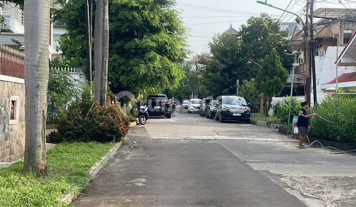 Luxury House Pluit 525M2 Corner Wide Road 2