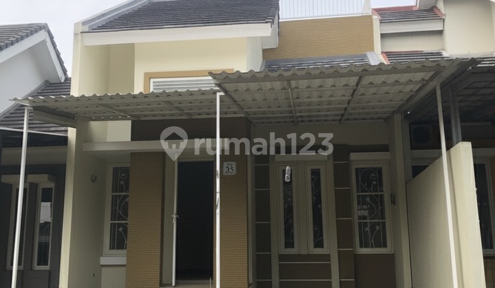 Dijual Rumah Rapi Siap Huni Di Legenda Wisata Cibubur 2