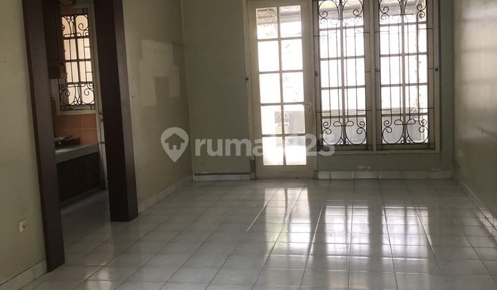 Rumah Butuh Renovasi Harga Bersaing Di Legenda Wisata Cibubur