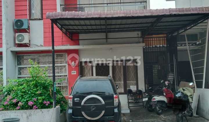 House For Sale at Grand Menteng Indah, SHM (Certificate of Ownership)