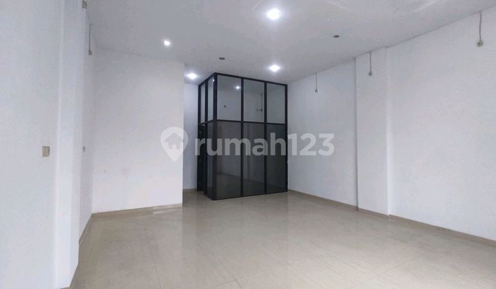 For Rent: 1-Story Shop House Ready to Use, Strategic Location in Kutisari, Surabaya City 2