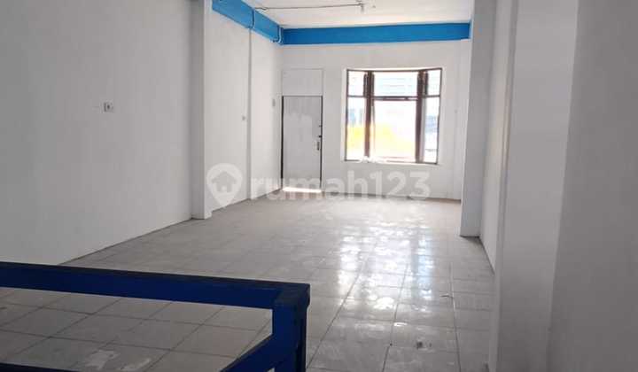 For Rent/Sale: 2 Adjacent Shophouses, 3 Floors, Ground Floor, Ngagel Jaya Selatan, Surabaya Street. 2