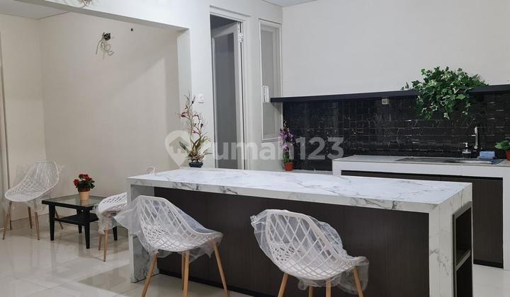 Sewa Rumah Grand Pakuwon Semi Furnish Strategis 3 Kamar Sby Barat