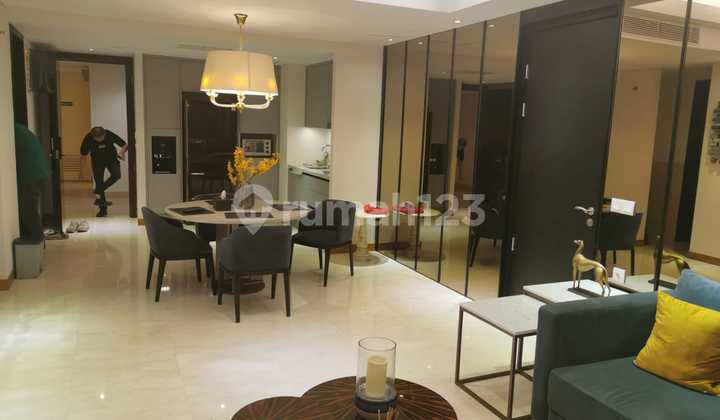 Sewa Apartemen One East Kertajaya 3 Br Full Furnish Mewah 2