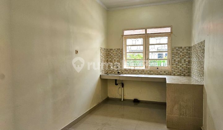 Strategic Hook House Rent in Taman Pulo Gebang - Near Aeon JGC & Cakung Station 2