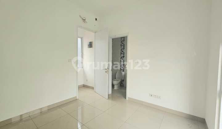 For Rent: Nice House with Complete Facilities in La Seine Cluster, East Jakarta