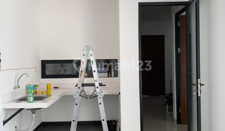 Rumah Minimalis Modern di Metland Menteng Cakung Jakarta Timur 2