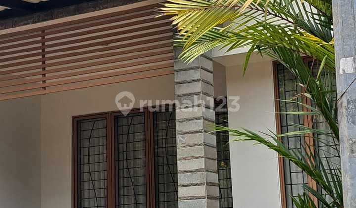 Rumah Dijual Cluster di Emerald Garden Bintaro Jaya sektor IX. Cluster sudah mapan, dekat dg Pusat Perbelajaan, dekat pintu Tol JORR 2. 2