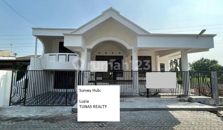 Special 2-Story House, All TOTO Sanitary, Located in Pondok Manggala Wiyung, Surabaya