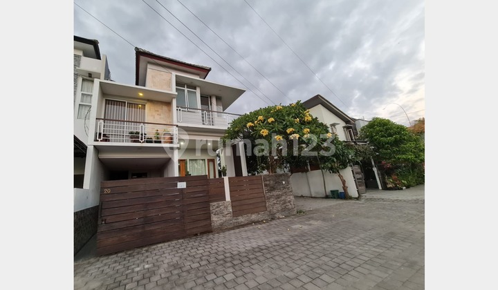 DIJUAL Rumah 2 Lantai – Tukad Badung, Renon Denpasar Selatan, Bali DIJUAL Rumah 2 Lantai – Tukad Badung, Renon Denpasar Selatan, Bali