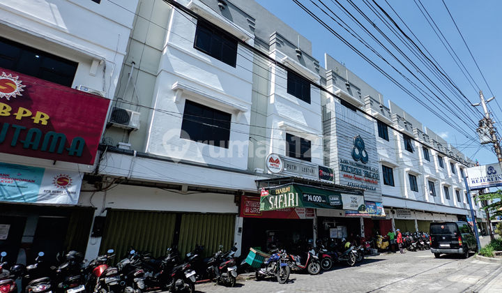 [For Rent] 3-story shop house in Solo Baru, Grogol
