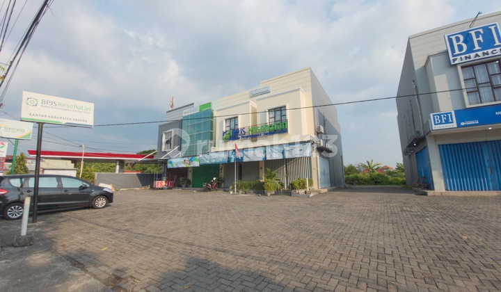 [For Rent] 2-Story Shop House on Jalan Sukowati, Sine, Sragen 2