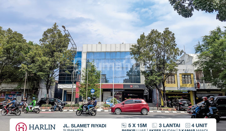 [For Rent] 3-story shophouse on Slamet Riyadi Street, Solo