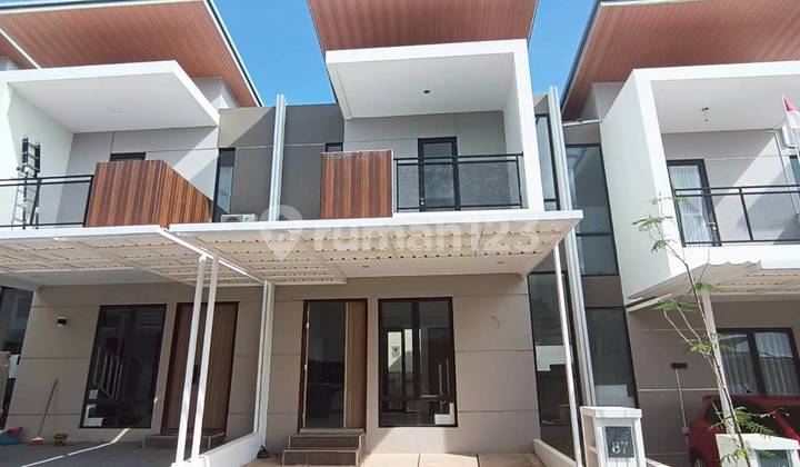 Disewakan Rumah 2 Lantai di Central Hills cluster Green Hills, Batam Center Disewakan Rumah 2 Lantai di Central Hills cluster Green Hills, Batam Center