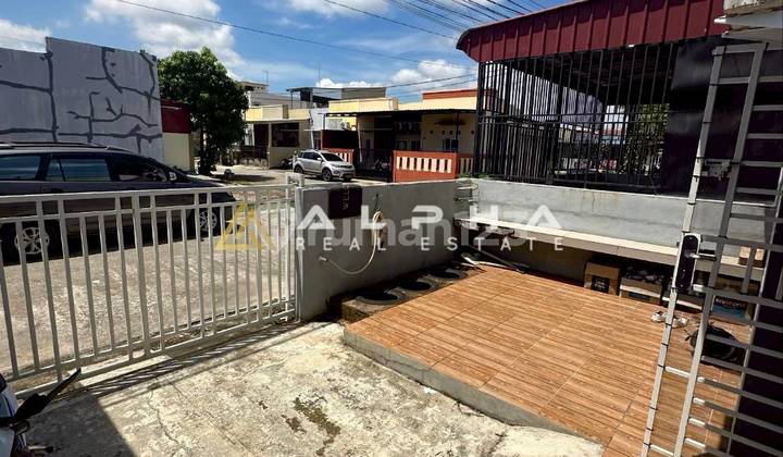 Cheap house for sale in a strategic location 2