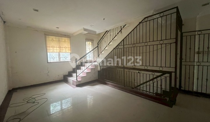 For Rent: NAGOYA HILL MALL Shop House, 3.5 Floors