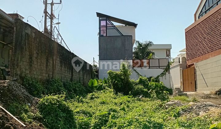 Prime land in Berawa - Quick access to the beach.