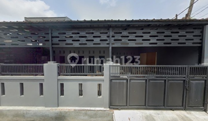 Large 5 Bedroom House with Strategic Location in Parung Panjang 2