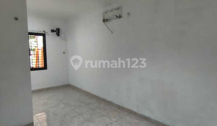 Affordable House in West Jakarta 2