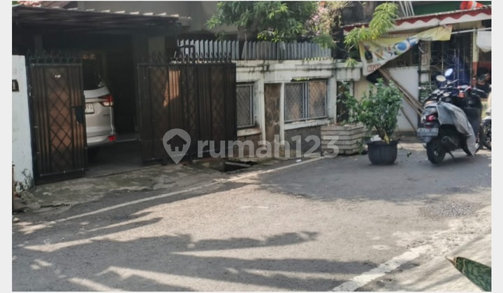 Rumah Asri di Kawasan Sumur Batu, Kemayoran Jakpus