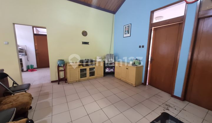 Dijual Cepat Villa di Lokasi Strategis di Jl Jeprah Dekat dengan Jalan Raya Puncak - Cipanas 2
