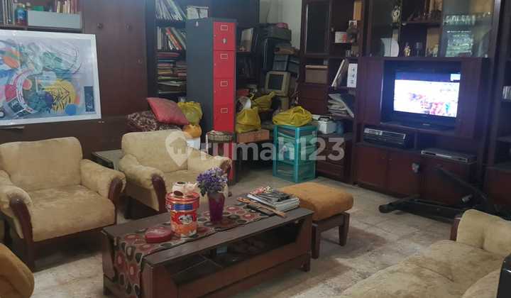 Dijual rumah tua di Jl Bangka Pela jakarta selatan, lokasi strategis dengan harga dibawah NJOP