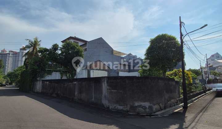 Dijual tanah/kavling di lokasi tenang dalam komplek di jalan S Parman sebelah Universitas Tarumanegara
