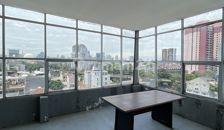 Disewakan Gedung Komersial SHM 8 Lantai di Jl Samanhudi, Jakarta Pusat 2