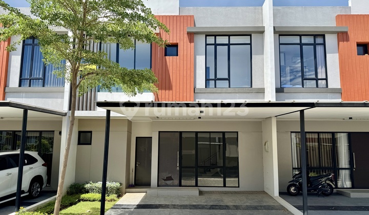 Rumah baru di Cluster Georgia Pantai Indah Kapuk PIK2 Jakarta Utara