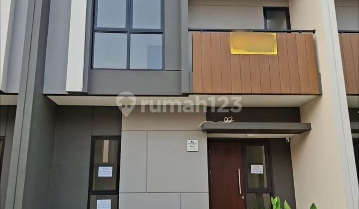 DIJUAL MURAH RUMAH BARU 2 KAMAR DI CLUSTER REGIA SUMMARECON CROWN GADING DIJUAL MURAH RUMAH BARU 2 KAMAR DI CLUSTER REGIA SUMMARECON CROWN GADING
