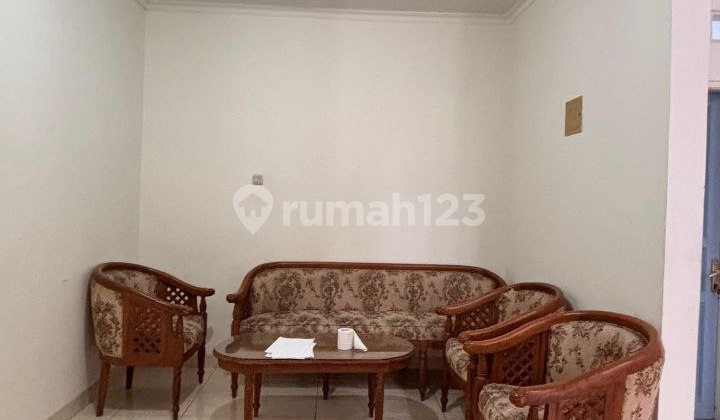 FOR RENT SEMI FURNISHED 3+1 BEDROOM HOUSE IN KEMANG PRATAMA FOR RENT SEMI FURNISHED 3+1 BEDROOM HOUSE IN KEMANG PRATAMA