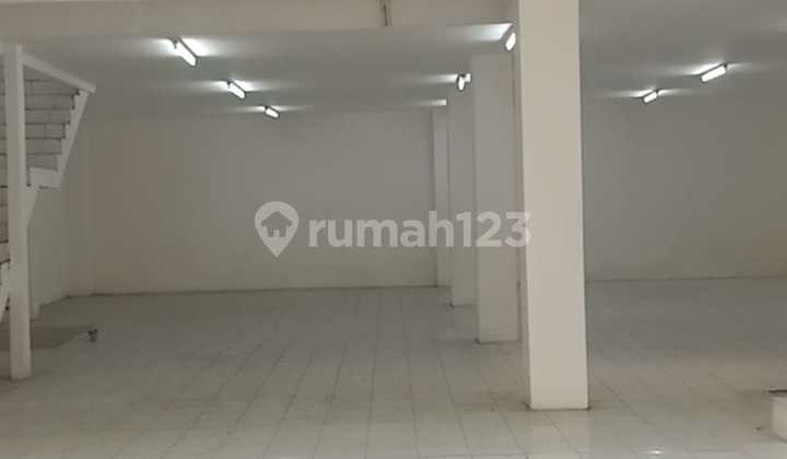 SHOPHOUSE ON JL. IR JUANDA, BEKASI CITY, SUITABLE FOR CAR DEALER, AVAILABLE FOR RENT/SELL 2