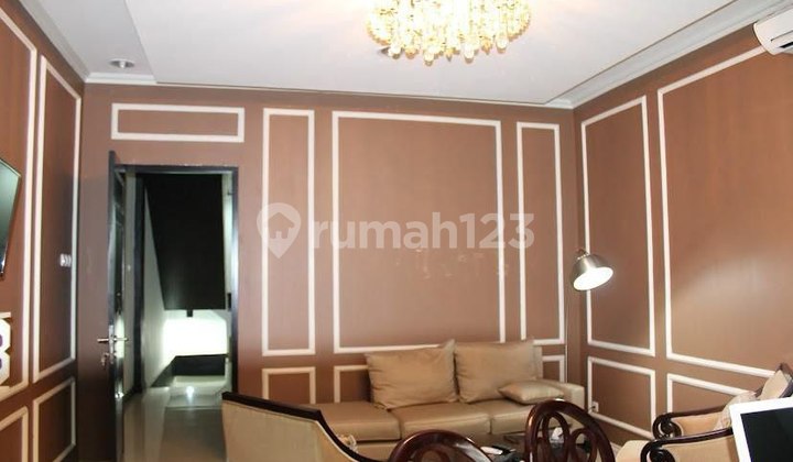 FOR RENT: 64.5m² LAND HOOK SHOPHOUSE ON THE SIDE OF THE MAIN ROAD IN KRAMAT JATI 2