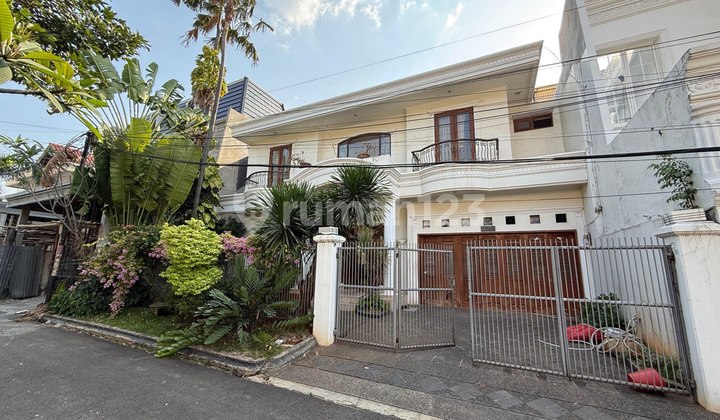 DIJUAL RUMAH MEWAH ELEGAN LANTAI FULL MARMER DI KAVLING MARINIR PONDOK KELAPA JAKARTA TIMUR (ol)